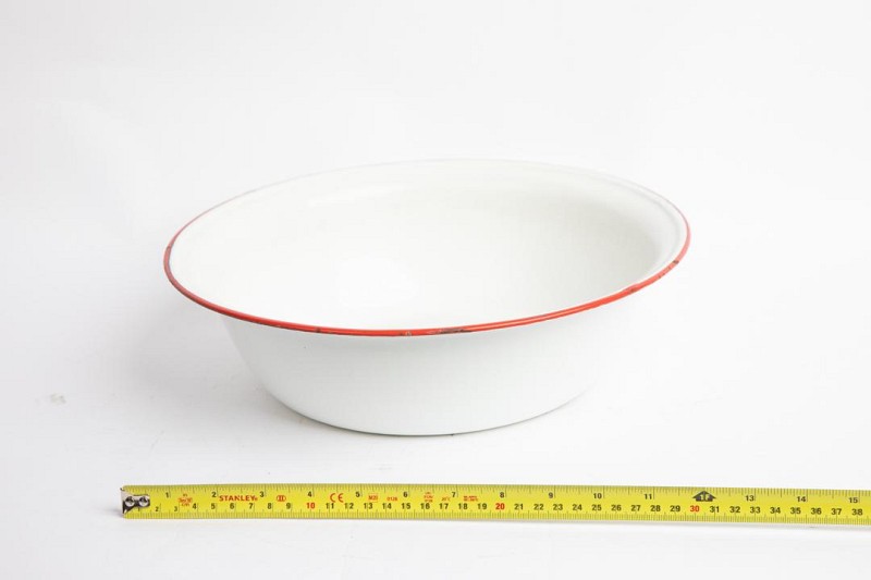 Hospital Bowl in Enamel White with Red Rim